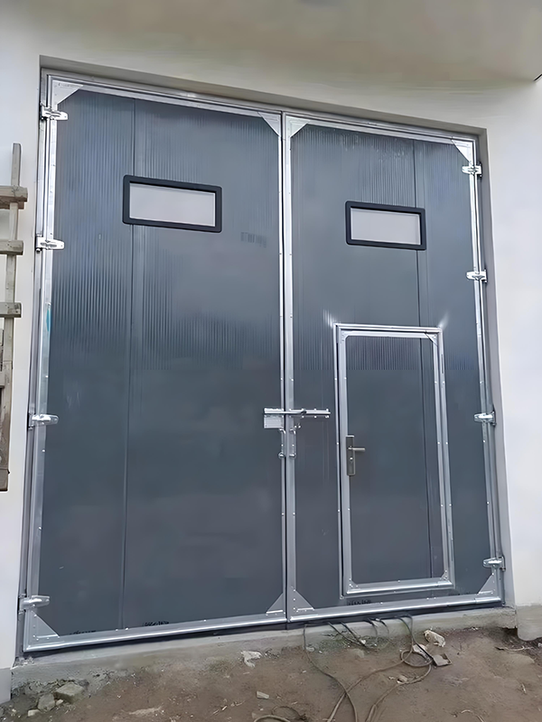 天山厂房保温门