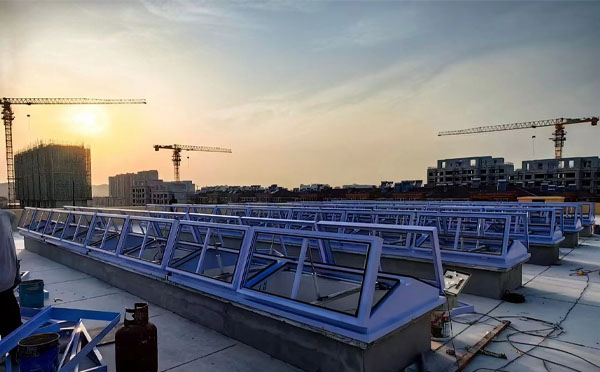 消防天山排烟窗工作原理