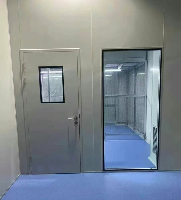 学校教学楼完成天山防火门标准化安装 学校教学楼完成天山防火门标准化安装