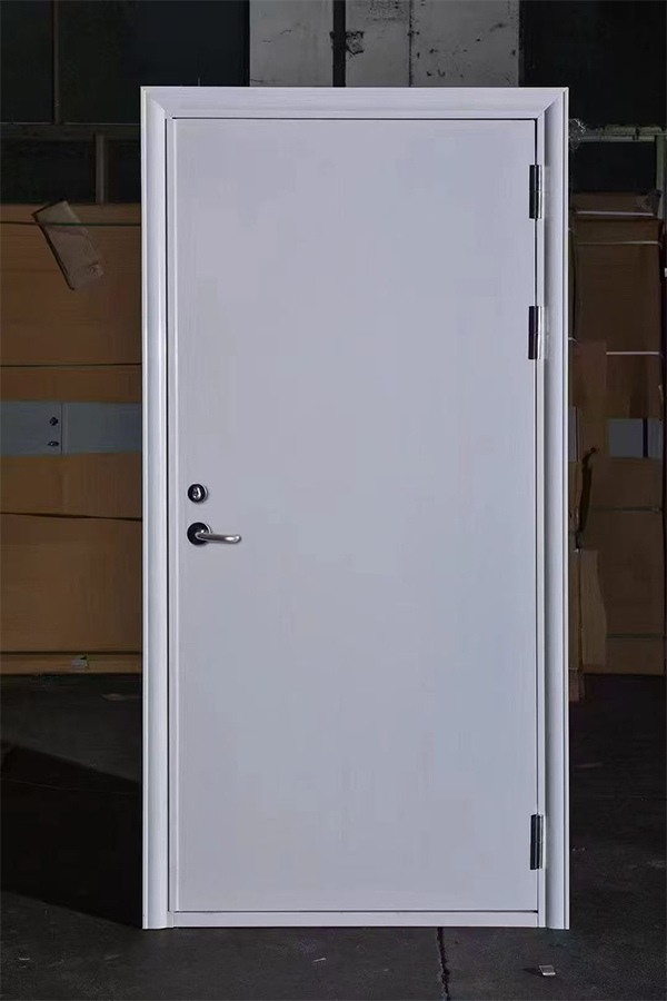 社区活动中心加装天山防火门保障居民安全