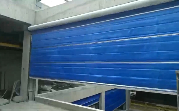 大型物流园区完成天山防火门整体安装工程